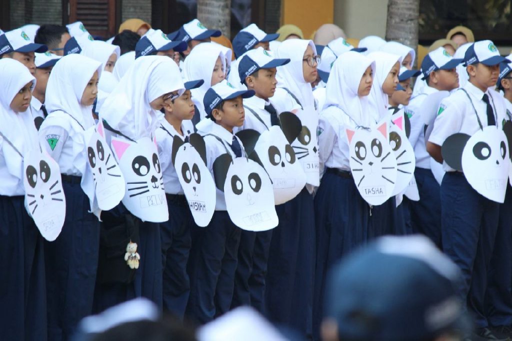 Jika siswa baru terpaksa luring, wajib terapkan protokol kesehatan.