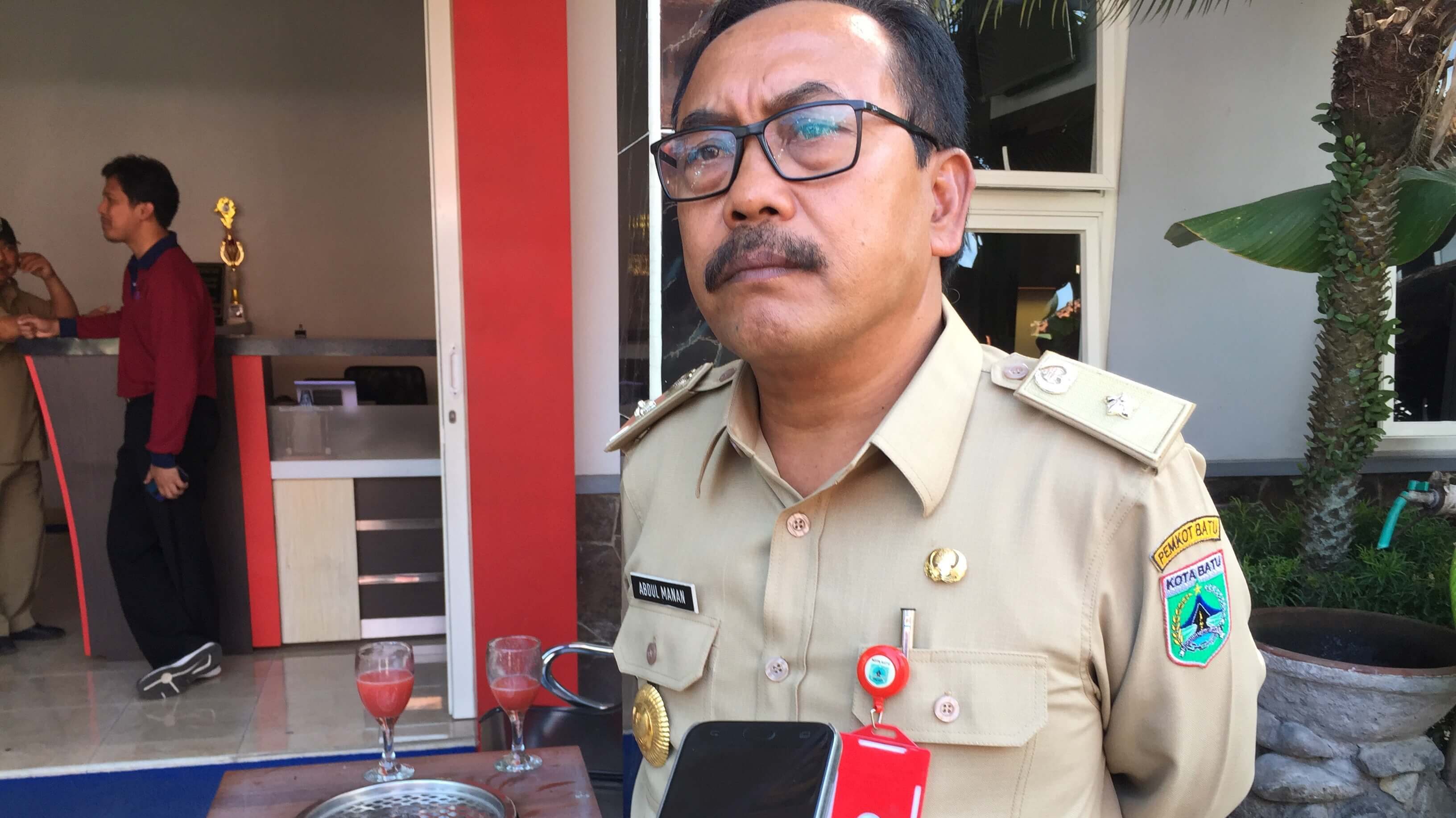 Warga Desa Pandanrejo Tolak Keberadaan Indomaret