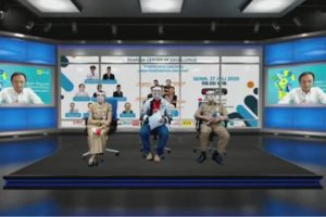 Pemaparan materi live streaming oleh beberapa narasumber, dipandu Kepala Skariga, Lukman Hakim.