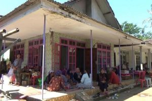 DUKA - Rumah duka yang dijubeli petakziah