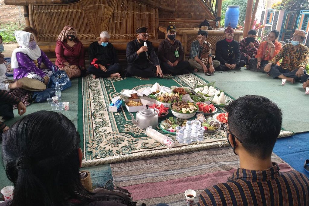 Tasyakuran memeti sebelum shooting film.