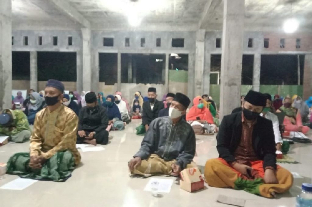 Para peserta menyimak pemaparan narasumber. (ist)