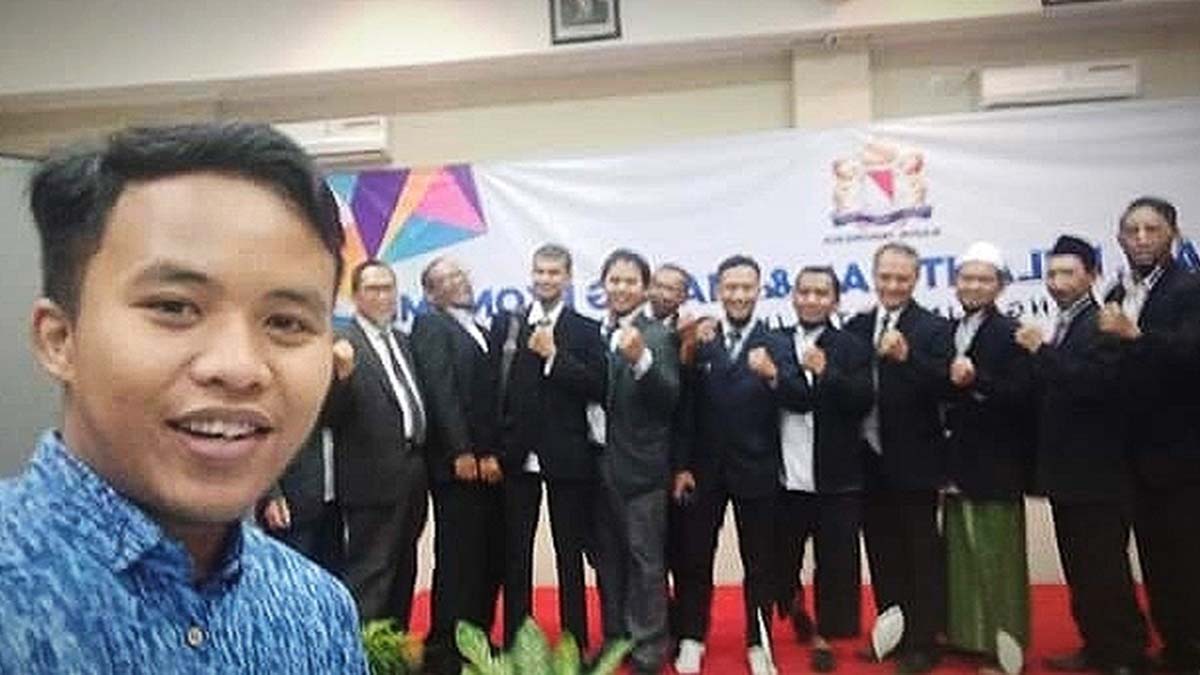 Fahmi, Santri Milleneal dan Pengusaha Muda Sukses Malang Raya, Suka Menolong Sesam