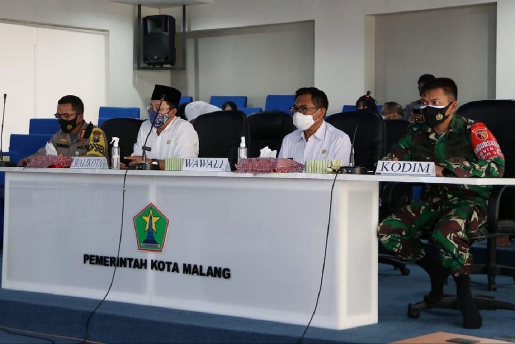 Forkopimda Kota Malang menyimak pemaparan para menteri