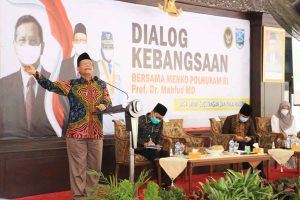 Mahfud MD - Skala Nasional, 17 % Masyarakat Indonesia Tidak Percaya Pandemi Covid 19