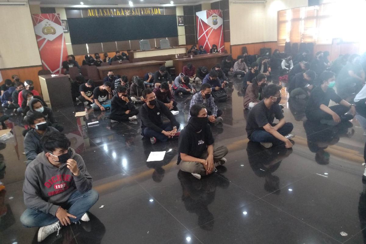 Para pelaku yang diamankan di Mapolresta Makota