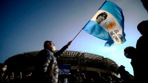 Berikan Penghargaan Tertinggi - Diego Armando Maradona - Stadion San Paolo