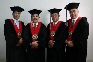 Empat guru besar dikukuhkan UM - Blended Learning Solusi Pembelajaran Pandemi