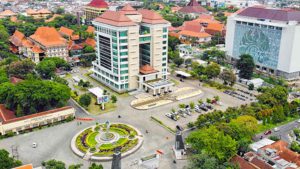 MEGAH : Bangunan milik Universitas Negeri Malang - 95 Persen Kampus Belum Miliki IMB
