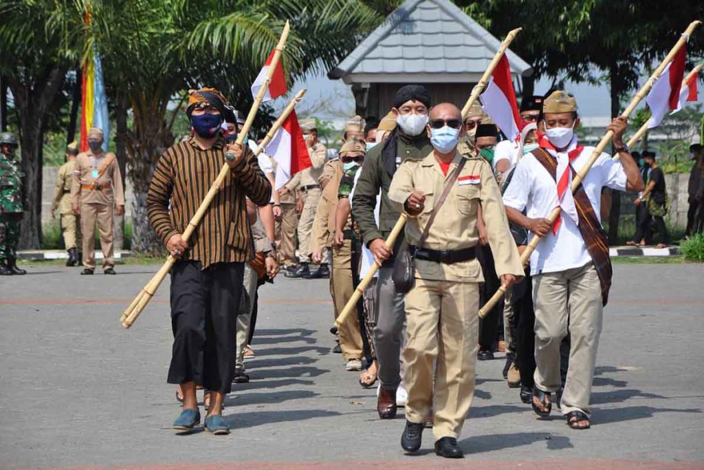 Barisan OPD saat memerankan pejuang kemerdekaan