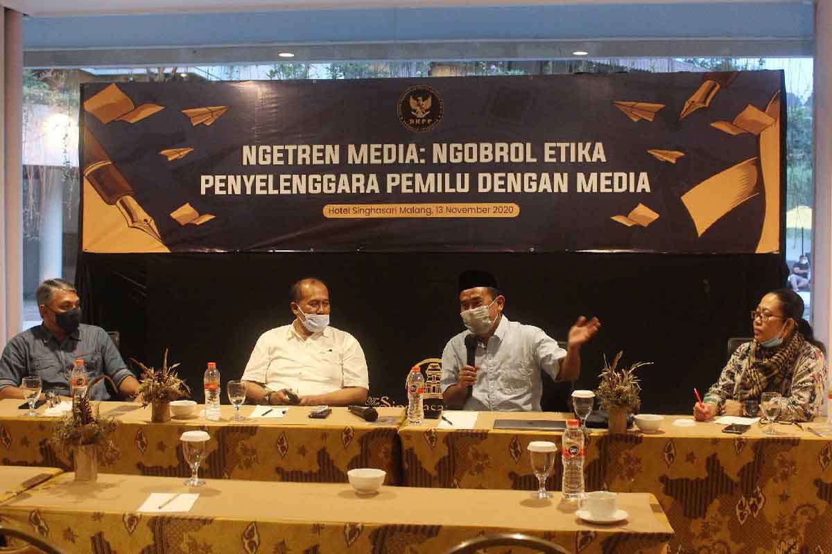 Anggota DKPP Didik Supriyanto, SIP, MIP, bersama Ariful Huda dan Ashari Husein - Lapor Pelanggaran Pilkada Mentok, Laporkan ke DKPP