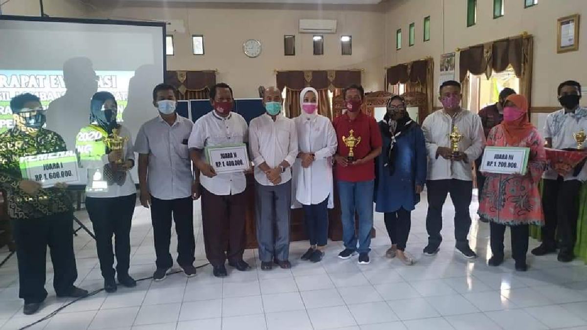 Para pemenang Lomba Video Kreatif Kelurahan Berseri - DLH Umumkan Pemenang Lomba Video Kreatif Kelurahan Berseri