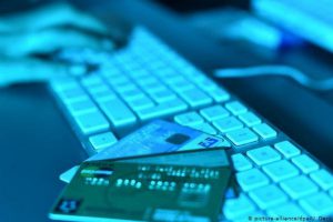 Pengenalan Cyber Ethics Tata Cara Penggunaan Internet dengan Baik