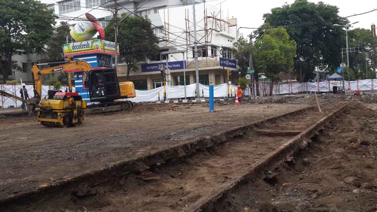 DIBANGUN : Pembangunan Kayutangan Heritage di Jalan Basuki Rahmad, Kota Malang, terus mengundang perhatian - Kayutangan Heritage Untuk Amankan Sejarah