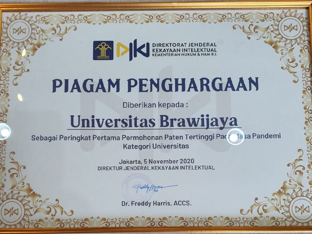 Penghargaan Permohonan Paten Tertinggi kategori Universitas