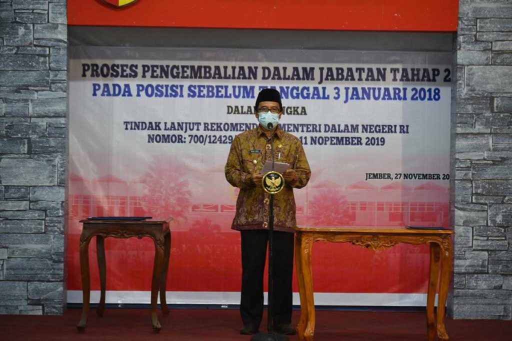 (Plt) Bupati Jember Drs. KH A Muqit Arief. (hms) - Pemkab Jember Inisiasi SOTK 2020