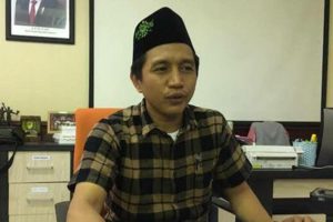 Sekretaris Komisi B Mahfudz - Komisi B DPRD Surabaya Minta Disperindag Tertibkan Izin Supermarket