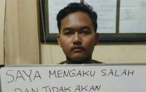 Tersangka Gilang - Gilang ‘Bungkus’ Jalani Sidang Perdana