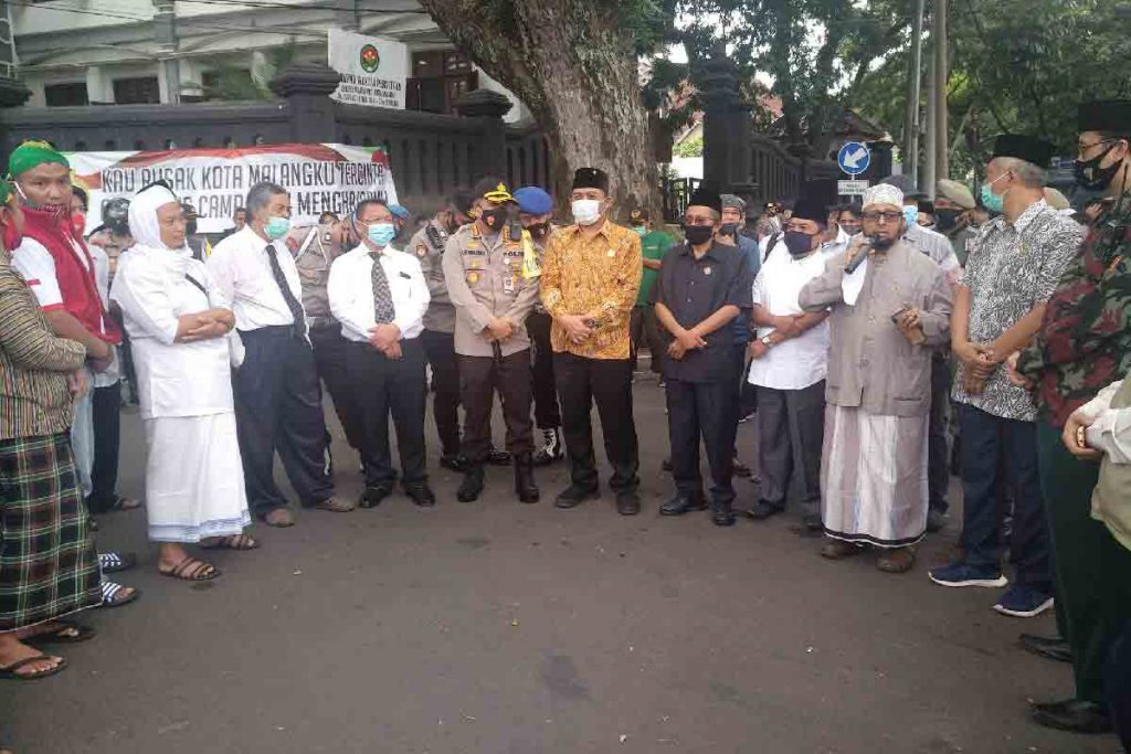 Ulama besar Ust Hadromi turut mengecam Presiden Prancis