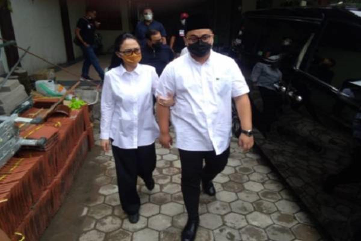 BLUSUKAN : Calon Bupati Kediri, Hanindhito Himawan Pramana (28) saat blusukan. (ist) - Inilah Kunci Kemenangan Putra Pramono Anung di Pilkada Kediri