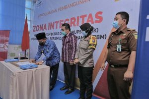 Canangkan Zona Integritas Menuju WBK dan WBBM - Canangkan Zona Integritas Menuju WBK dan WBBM, BPS Lamongan Banjir Dukungan