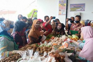 Lokasi Sidak pasar tradisional yang menjadi sampel sidak yakni Pasar Setono Betek - TPID Kota Kediri Sidak Pasar Tradisional dan Pasar Modern