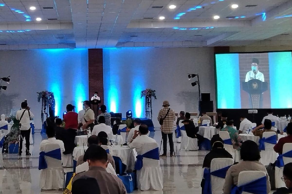 Walikota Malang, Sutiaji memberikan sambutan peresmian Gedung Islamic Center. (jaz) - Kini Kota Malang Punya Islamic Center