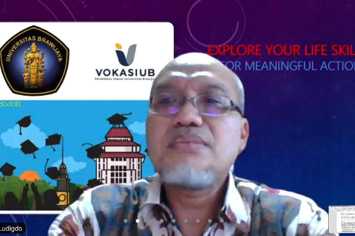 Ketua Satgas Monevfas, Prof Dr Unti Ludigdo (rhd) - Akui Terpapar, UB Perketat Prokes Covid-19