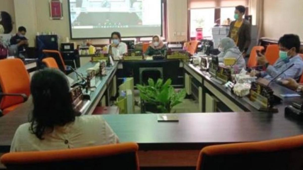 DPRD Surabaya Minta Satpol PP Jatim Jangan Mentang Mentang