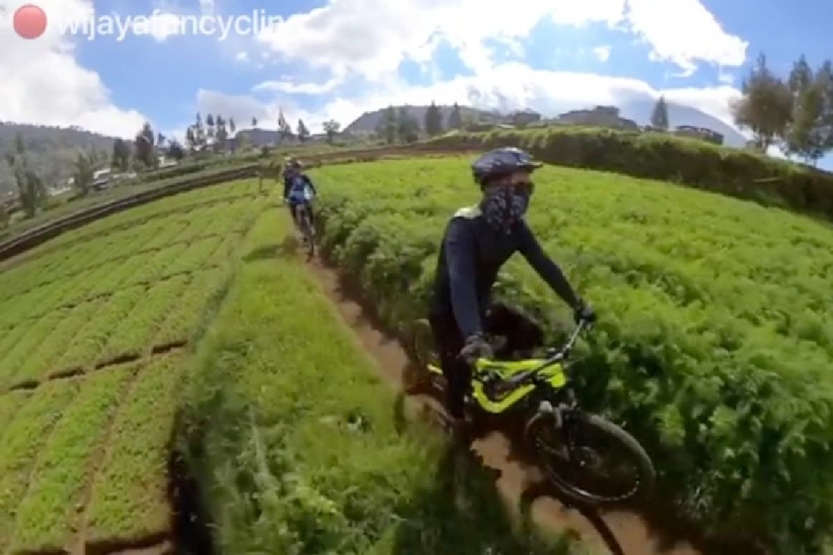 Eksplor wisata dengan bersepeda. (wijayafc) - Gowesata, Gowes Virtual Imunitas Pariwisata Indonesia
