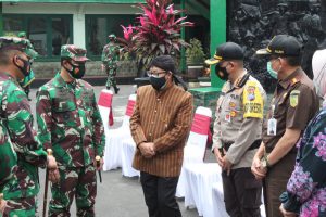 Pangdam V/Brawijaya disambut Forkopimda Malang Raya. (ist) - Pangdam V/Brawijaya Kunjungi Kodim 0833/Kota Malang