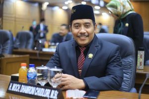 Ketua Komisi D DPRD Sidoarjo, M Dhamroni Chudlori - Dewan Desak Pembangunan SMPN 2 Tulangan dan Prambon - Demi Pemerataan Pendidikan