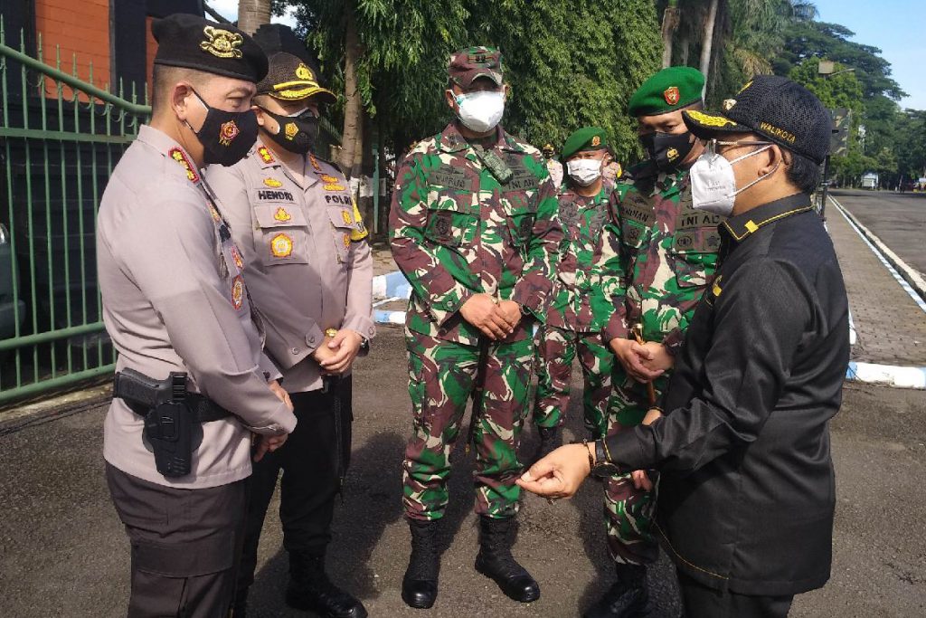 Koordinasi Walikota, Dandim dan Kapolres Malang Raya. (rhd) - Sasar Keramaian, Operasi Penegakan Disiplin PPKM Bakal Tindak Pelanggar