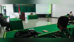 GELAR BIMTEK: Korem 083/Bdj saat melaksanakan pembinaan Infolahta yang dipimpin Kasipers Korem 083/Bdj Mayor Inf Dedyk Wahyu - Tingkatkan Kemampuan Operator Komputer, Korem 083/Bdj Gelar Bimtek Aplikasi Zoom