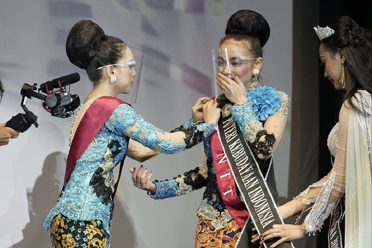 Naomy Tasyalingga Tiffany Kitu menyandang gelar Puteri Kebudayaan Indonesia. (ist) - Mahasiswa UB Sandang Gelar Puteri Kebudayaan Indonesia