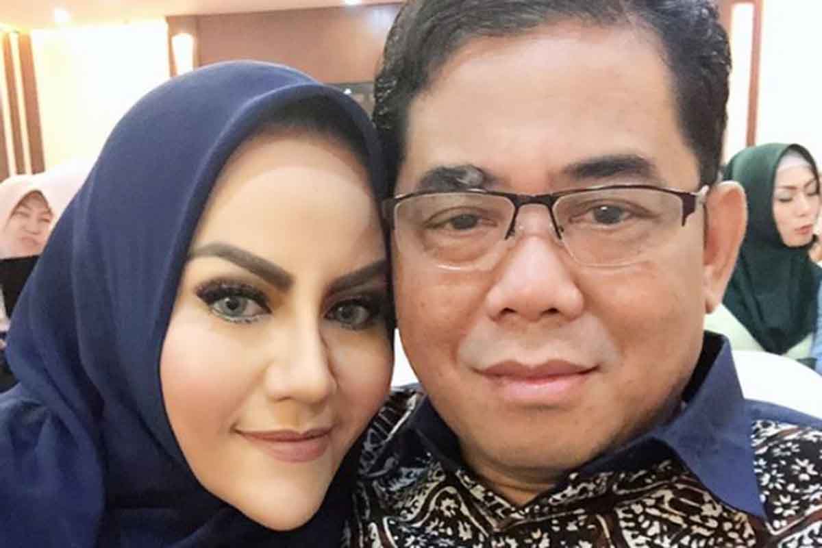 Nita Thalia dan mantan uami. (ist) - Mantan Suami Nita Thalia Meninggal Dunia