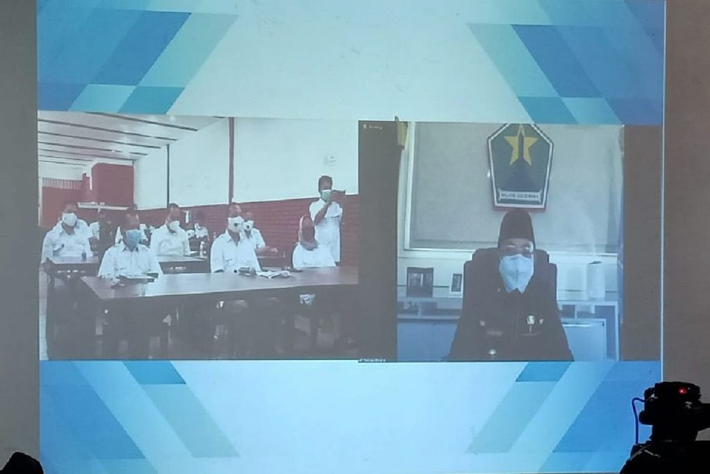 Pengurus PWI Malang Raya virtual dengan Wali Kota Malang Sutiaji. (rhd) - Pengurus PWI Malang Raya Maraton Silaturahmi Forkopimda Malang Raya