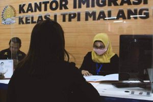 Pelayanan keimigrasian di Kantor Imigrasi Kelas I TPI I Malang. (ist) - Pelayanan Imigrasi Kelas TPI I Malang Tutup Lima Hari
