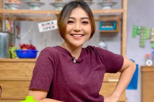 Penyanyi Chacha Sherly. (ist) - Chacha Sherly Mantan Personel Trio Macan Wafat
