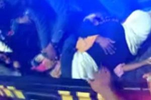 Video pria-wanita pelukan tak bisa lepas. (ist) - Viral Pria-Wanita di Sumut Pelukan Tak Bisa Lepas