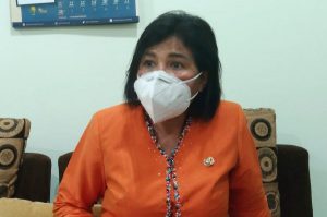 Kadisporapar Kota Malang, Ida Ayu Made Wahyuni, di ruang kerjanya. (ws1) - Disporapar Kota Malang Rencanakan 50 Event Sepanjang 2021