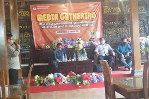Komisi Pemilihan Umum (KPU) Kabupaten Kediri menggelar Media Gathering dengan puluhan awak media, Selasa Siang (23/02/2021) - Usai Pilkada KPU Gelar Media Gathering