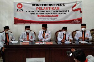 Konferensi Pers DPD PKS Kota Malang setelah dilantik. (ws1) - Usung Semangat ASYIK, DPD PKS Kota Malang Maksimalkan Generasi Muda