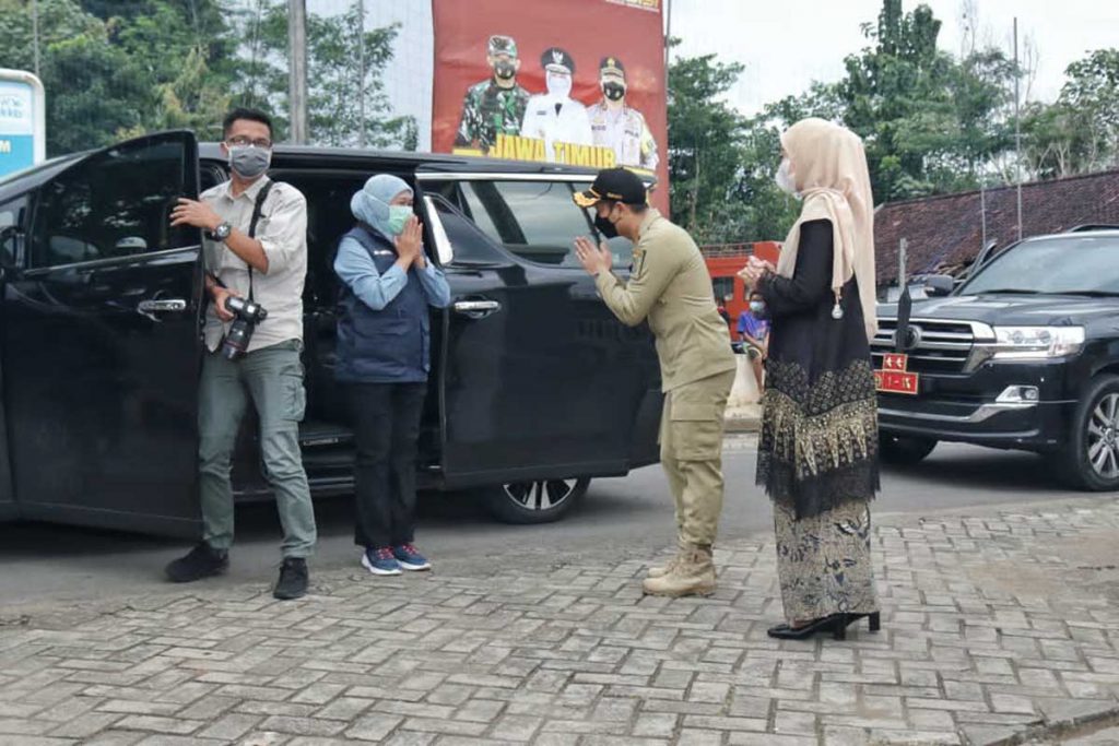 Kunjungan Forkopimda Jatim di Kampung Tangguh Semeru (KTS) Desa Karanganom, Kecamatan Durenan, Minggu (7/2/2021) - Setelah PPKM, Pemkab Trenggalek Berlakukan PSBM