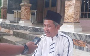 Kyai M Ubaidillah Suwito. (and) - Kyai Ubaidillah Dianiaya Dalam Masjid - Anehnya, Ada Polisi Meminta Kasus Dihentikan