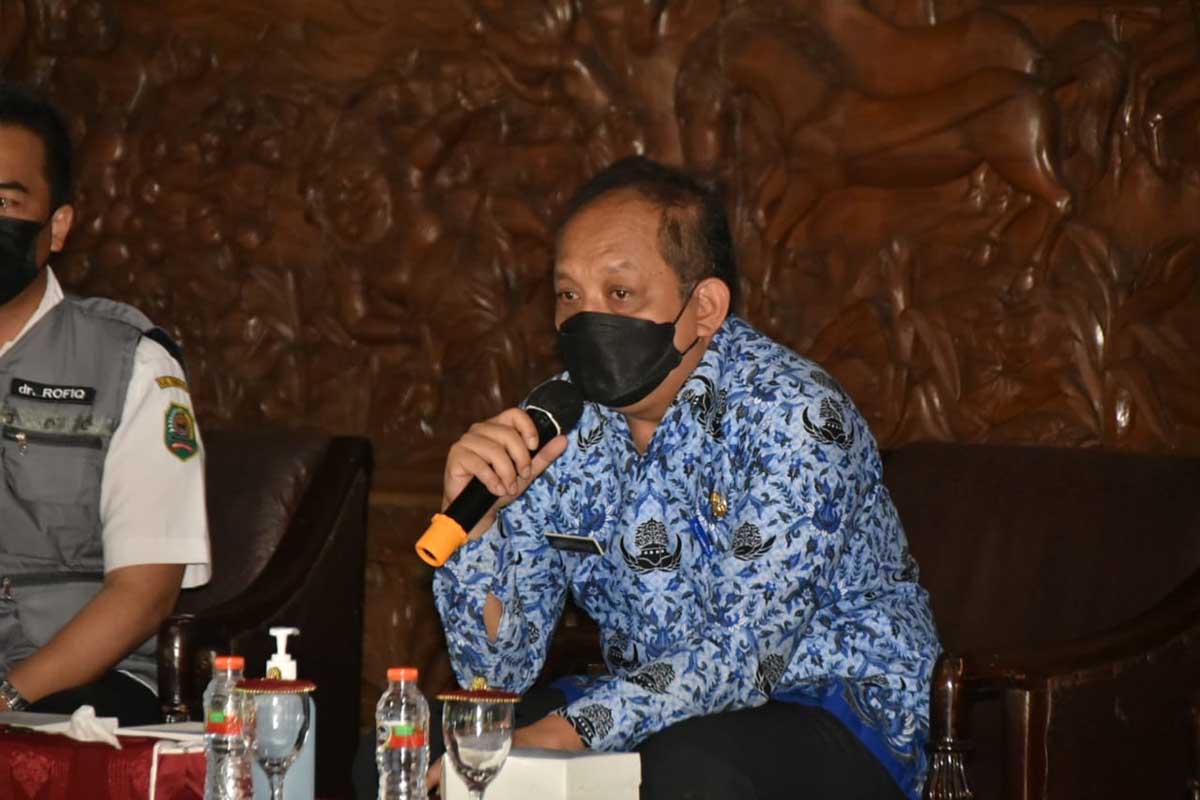 Pelaksana Harian (Plh) Bupati Trenggalek, Ir. Joko Irianto, M.Si. - Plh. Bupati: Bantuan Pemerintah Harus Dipantau dan Dievaluasi