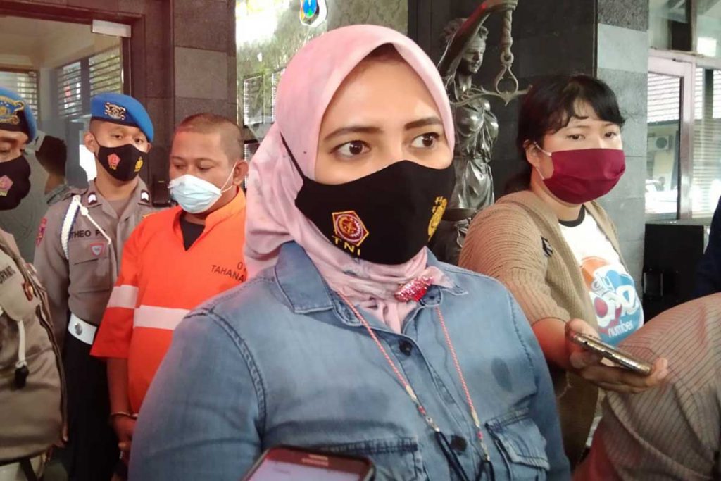 Penjelasan Kasat Reserse Narkoba terkait pengungkapan kasus. (ws1) - Kurir Narkoba Lintas Daerah Diciduk Satreskoba Kota Malang