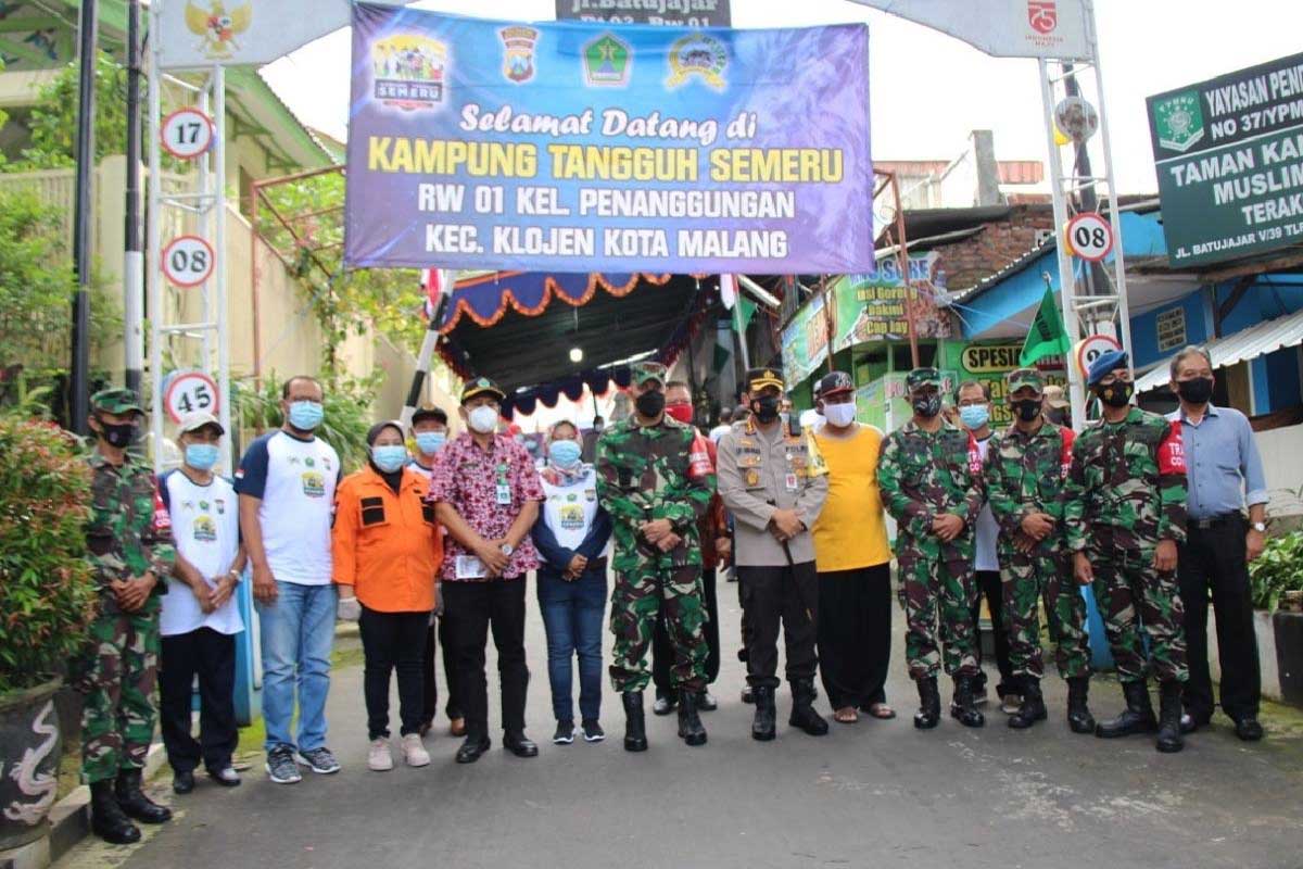 Peresmian Posko PPKM Mikro dan Kampung Tangguh Semeru RW 01 Penanggungan. (ist) - Dandim-Kapolresta Resmikan Posko PPKM Mikro dan KTS RW 01 Penanggungan