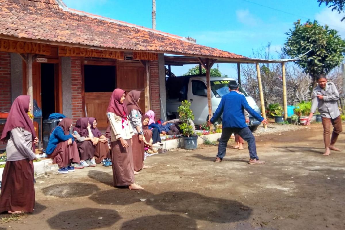 Situasi Sekolah Menengah Kejuruan yang berbasis Alam. (ws1) - Sekolah Penggerak Berbeda dengan Sekolah Unggulan