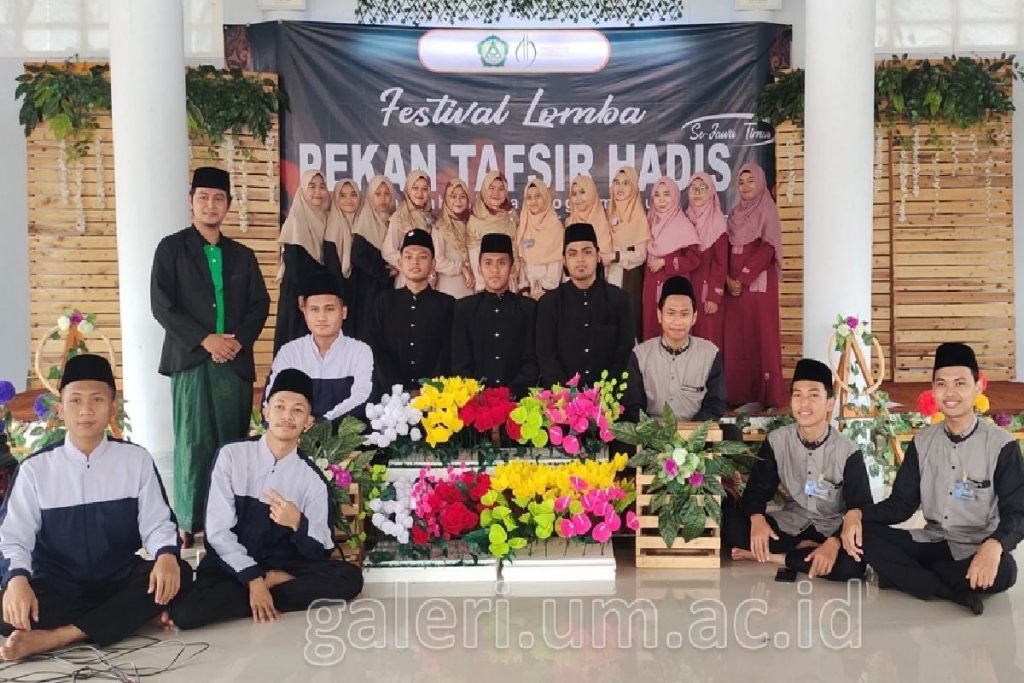 Tim ASC UM. (ist) - ASC UM Borong Empat Piala MSQ Pekan Tafsir Hadist Jatim